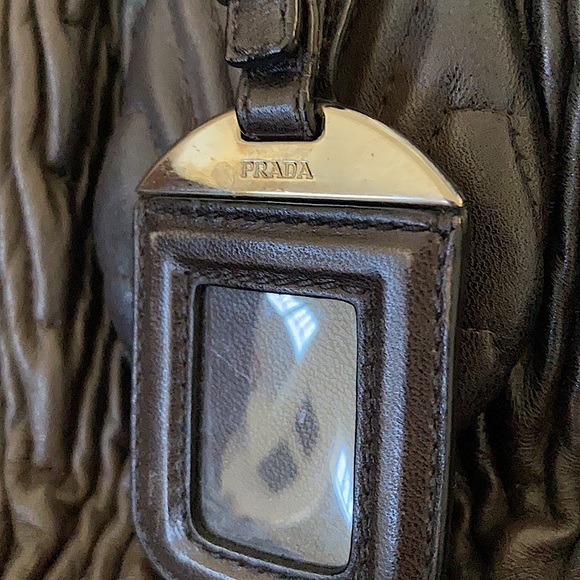 Prada Taupe Quilted leather bag. - Picture 3 of 6